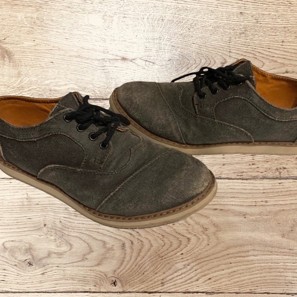 Toms Other - Youth Toms Grey Brogues Size 4